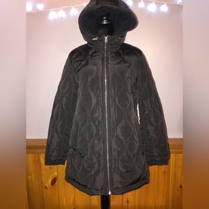 Lucky Brand Black Quilted Hooded Winter Coat Size Large like new.